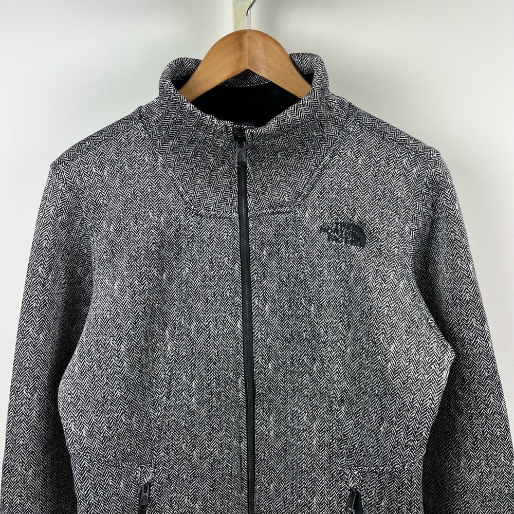 The North Face Women's Apex Chromium Thermal Jacket - Picture 2 of 11